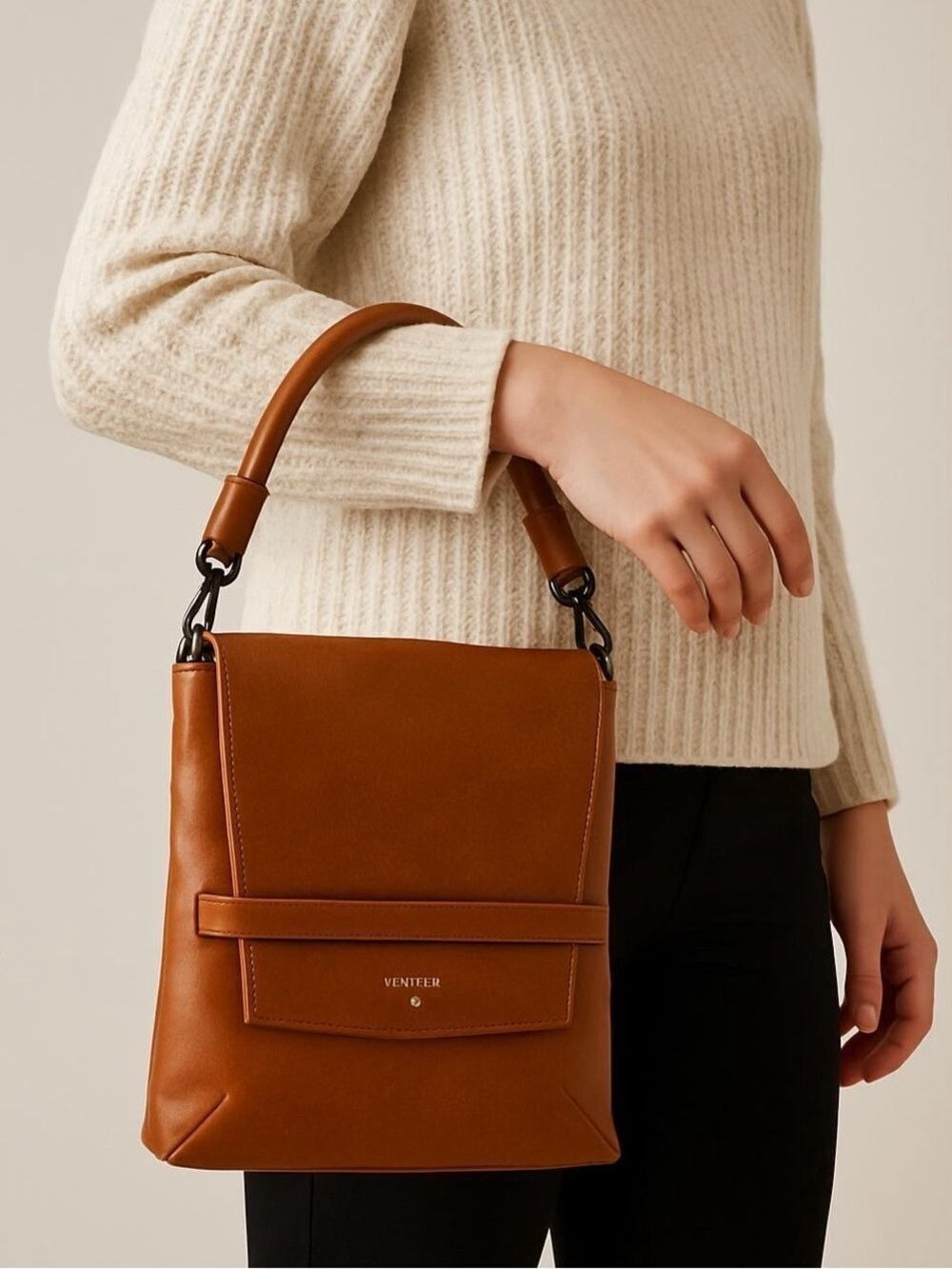 MATT & NAT envelope messenger bag satchel faux leather tan caramel colour - Picture 17 of 17